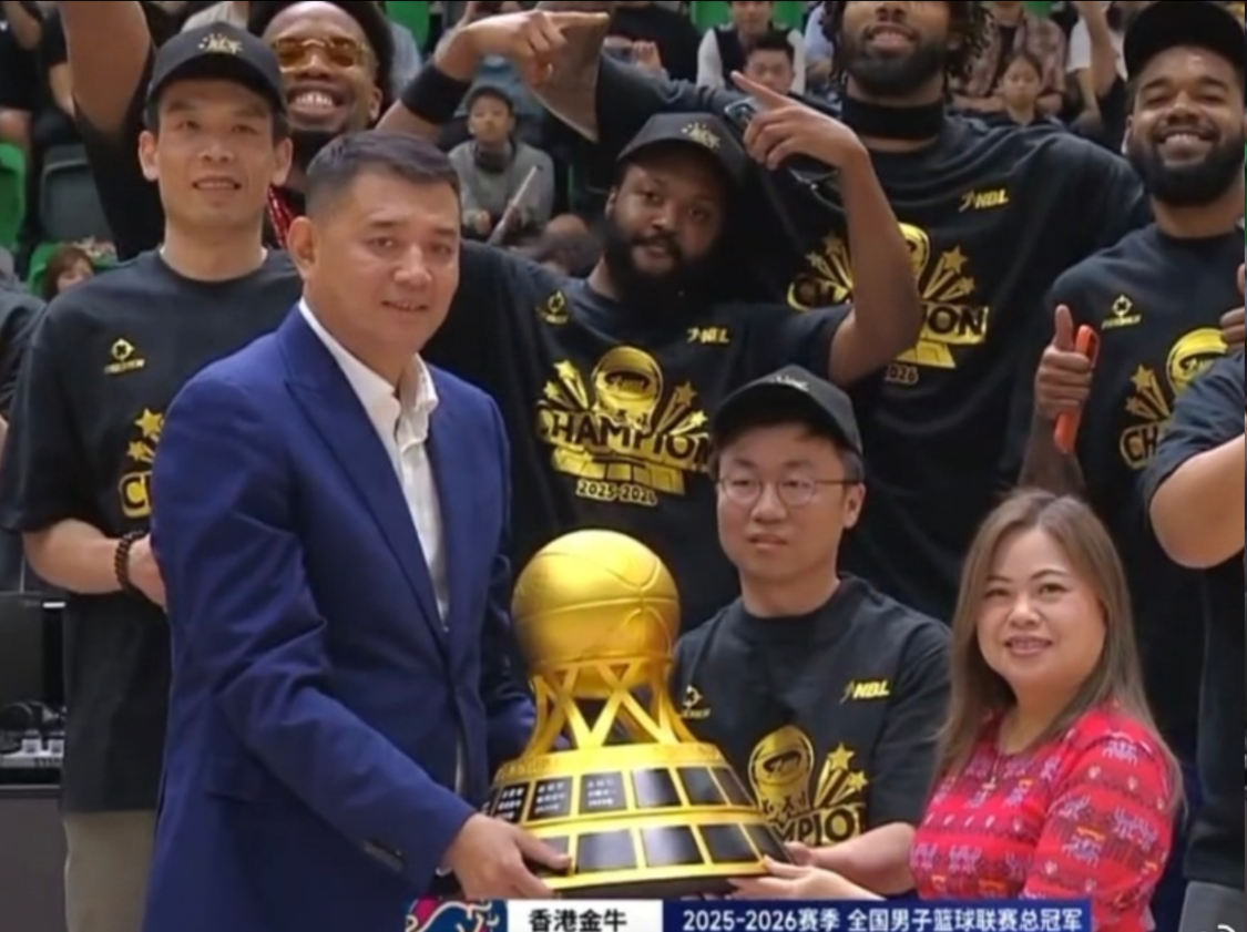 乐鱼体育-CBA要变天了！四川41连败球员都快跑光了，香港金牛3连冠坐等升级